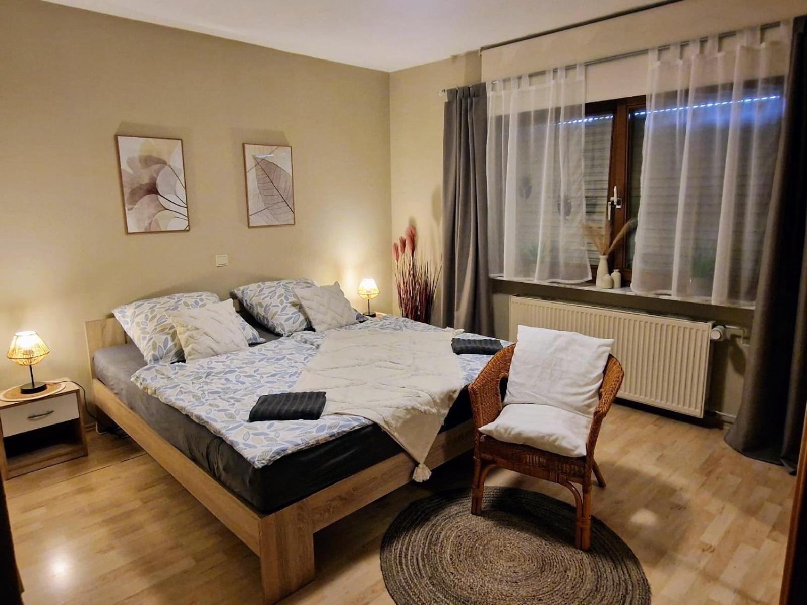 Ferienwohnung Maria Laach Glees Экстерьер фото